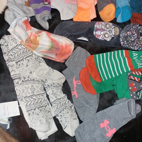 Muk Luk 11 pairs crew / thigh Christmas sock lot - Picture 4 of 6